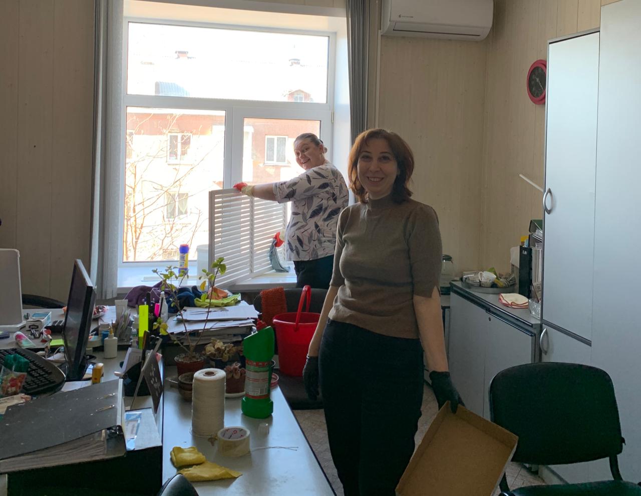 Ударный труд объединяет!