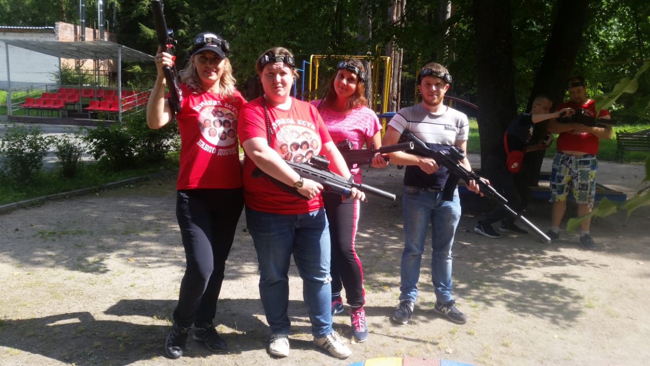 С днём строителя!