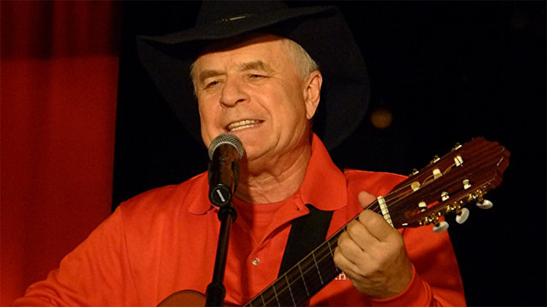 Пластилиновая ворона в гостях у заводчан