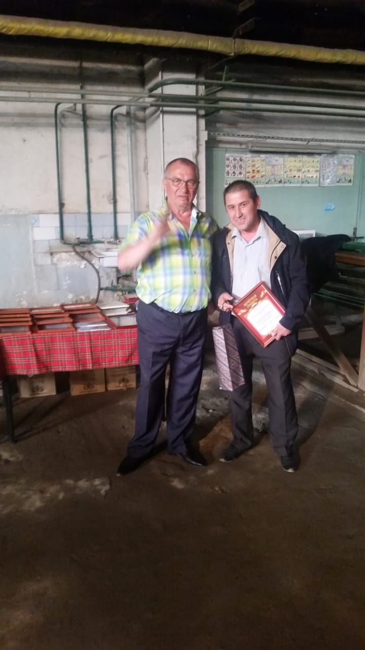 Награды лучшим